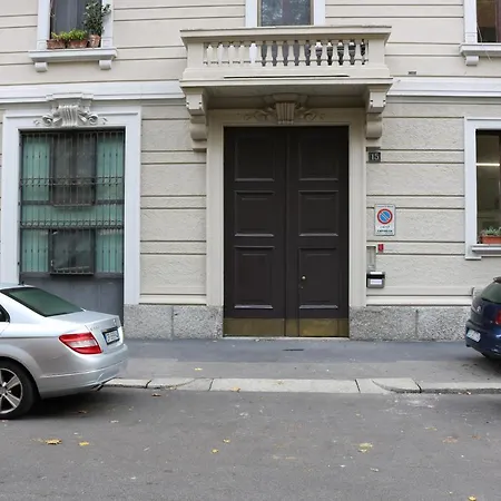 Washington * Μιλάνο