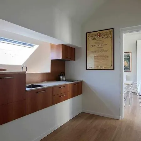 Sanpietro Allorto 22 Duomo Dom12 Apartamento