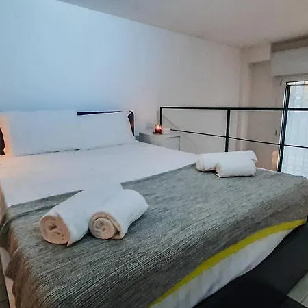 Apartman Altido Stylish Loft For 4 In Famous Navigli District