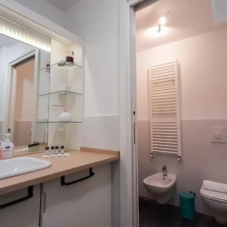 Altido Stylish Loft For 4 In Famous Navigli District Apartman *