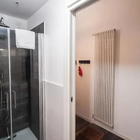 Altido Stylish Loft For 4 In Famous Navigli District Milánó