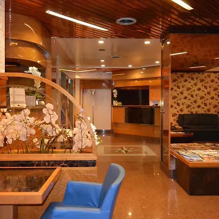 Otel Lido 3*