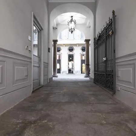 Montenapoleone Tower House Apartment Milan
