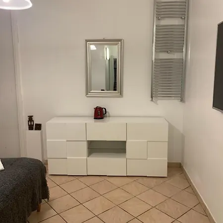 Sansiro47 2* מילאנו