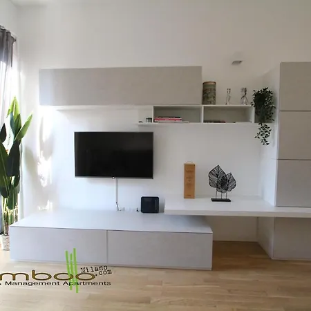 Bamboo Macmahon ميلان