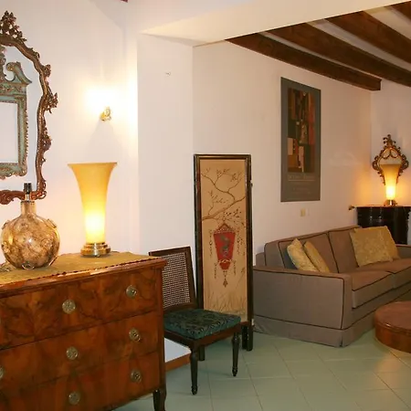 Brera Art Studio شقة