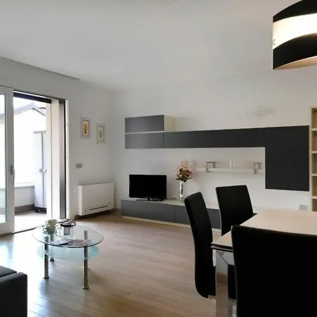 Apartman Cola Di Rienzo By Halldis *