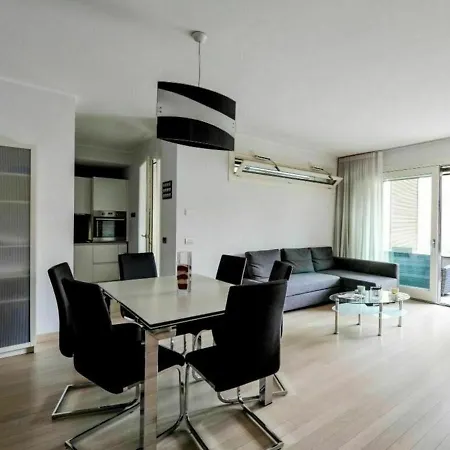 Apartman Cola Di Rienzo By Halldis Milánó