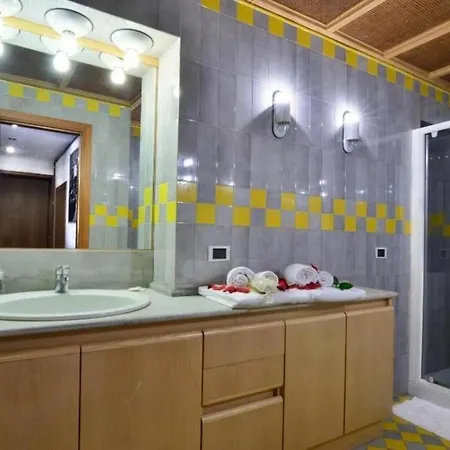 Apartman Marco D'oggiono By Halldis *