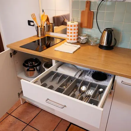 아파트 San Raffaele 1 *