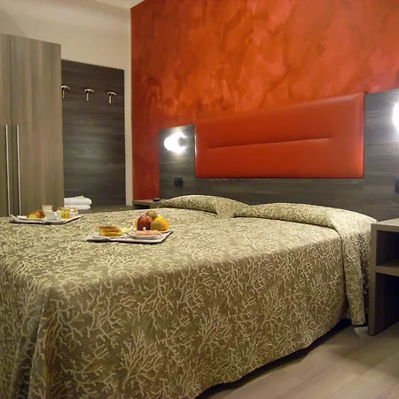 Siena Hotel 2*