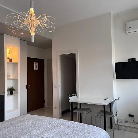 Casa Luca Апартаменты Милан