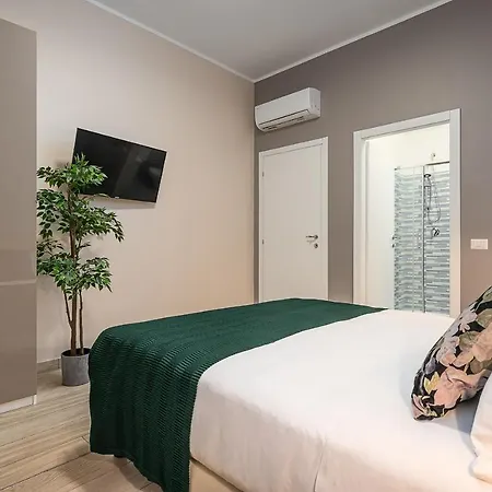 Hemeras Boutique Homes - Design Flat Near Metro Station Milan