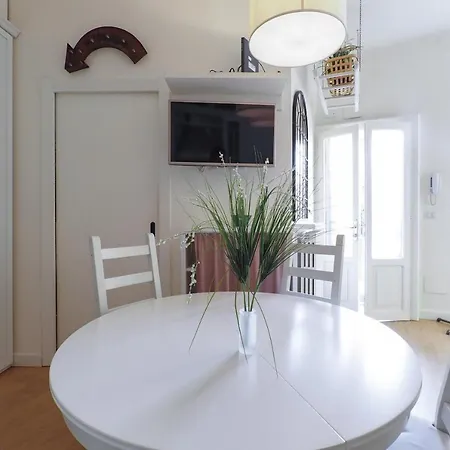 Contempora - Bilocale A Pochi Passi Piazza Baiamonti Apartment