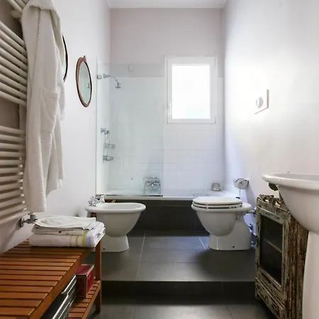 Apartment Lovely - Beautiful Loft With Terrace In Porta Romana Milan