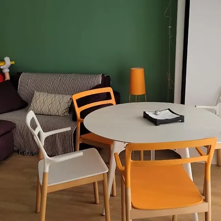 Meda Cozy Flat * Milánó