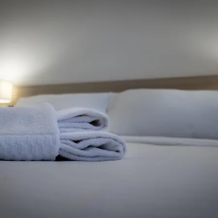 L’archè Lodovico Il Moro – House On The Navigli River Milan