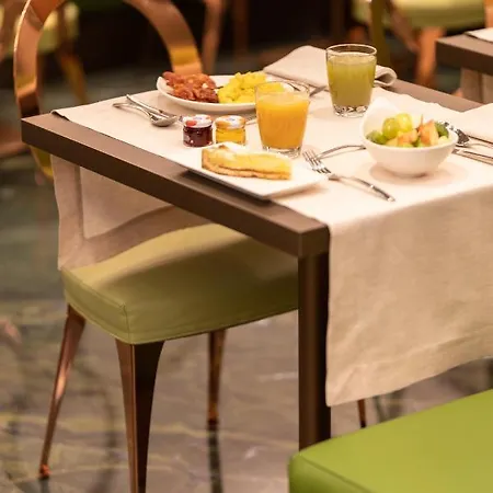 Ariston Hotel