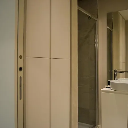 Altido Splendid Flat For 2 With Balcony In Central Milan Appartement
