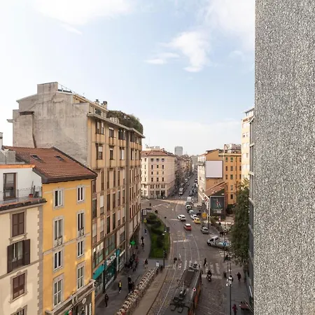 Via Torino 2 Milan