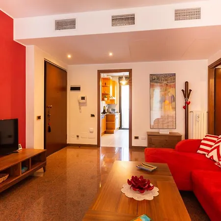 Appartamento Fara Haus Deluxe - 2 Bedrooms Milano