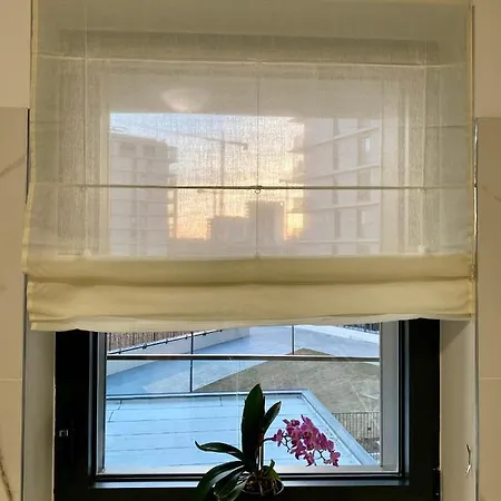 East Uptown High Tech Studio