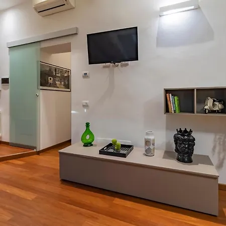 Altido 1Bed Flat Near Milan City Centre Apartment *