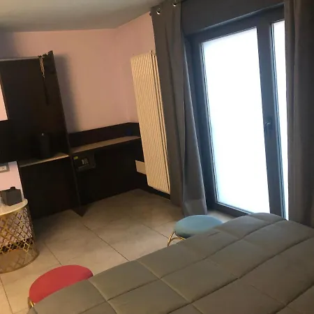 Villa Camilla Milano Metro 4 Pensjonat