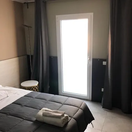 Villa Camilla Milano Metro 4 4*