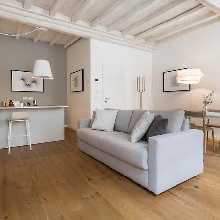 Altido Elegant Apartment In Perfect Centre