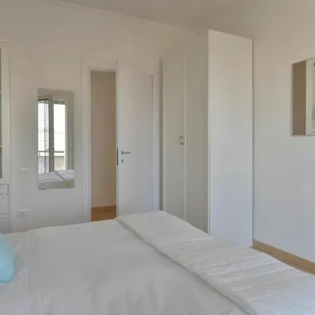 Abbadesse By Halldis Milano