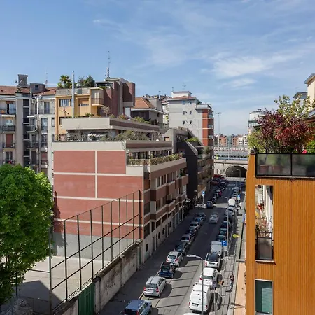 Skyview Nolo Via Varanini Appartamento