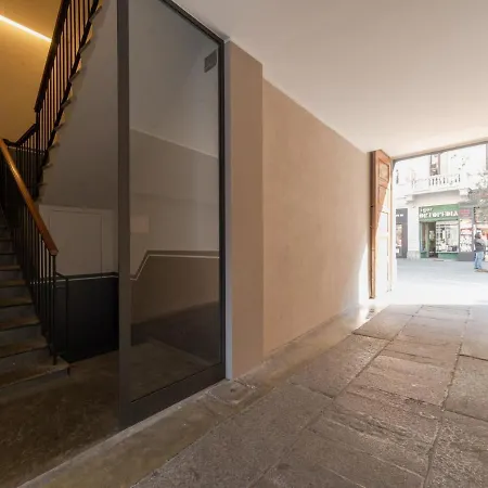 The Rent - Spacious In Paolo Sarpi Appartement
