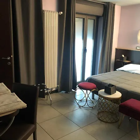 Villa Camilla Milano Metro 4 Pensjonat