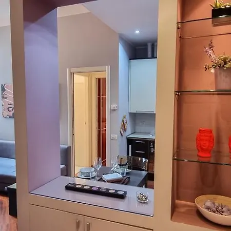 Altido Trendy 1-bed Flat, Easy Access To Centre * Milão