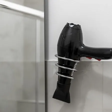 Rent Apartment - Duomo Brera - Elegant Suite In Design District * Milão