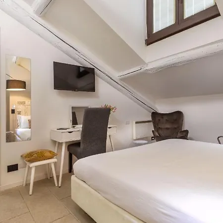 Hq - Corso Buenos Aires Apartamento Milán