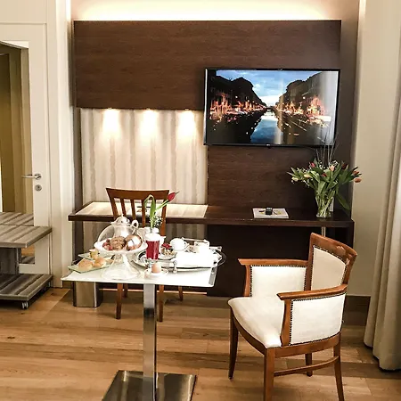 Hotel Art Navigli 4*