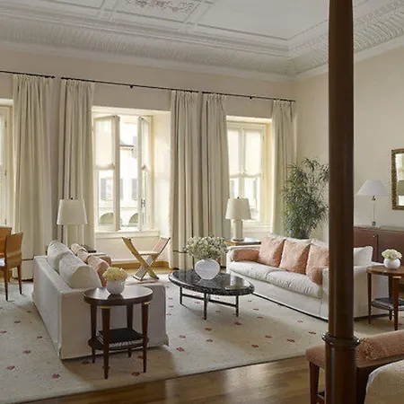 Four Seasons 5* Milan