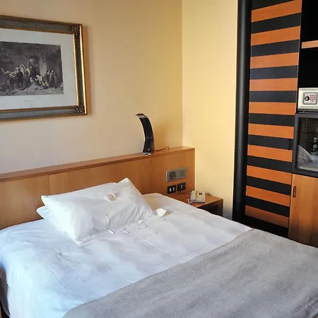 Hotel Santa Barbara 4*