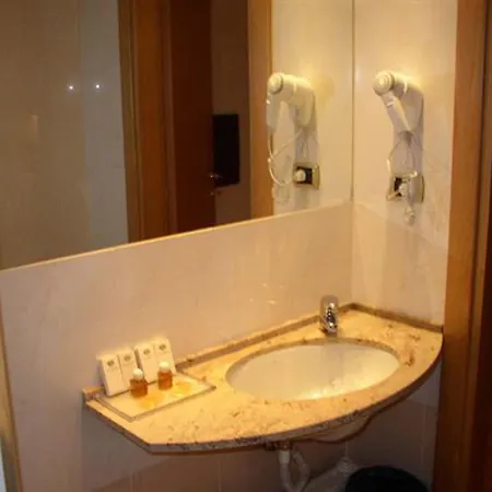 Terminal Hotell 3*