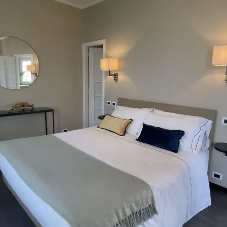 Mentana, By R Collection Hotel