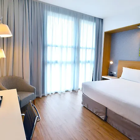 Hilton Garden North Hotell