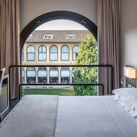Palazzo Delle Stelline 3* מילאנו