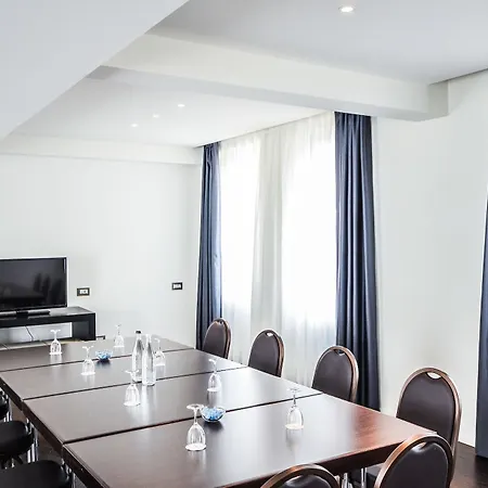 Aparthotel Allegroitalia San Pietro All'orto 6 Milano