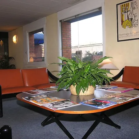 Siloe Hotel apartamentowy 3*