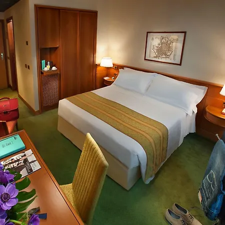 Cavour Hotel Milano