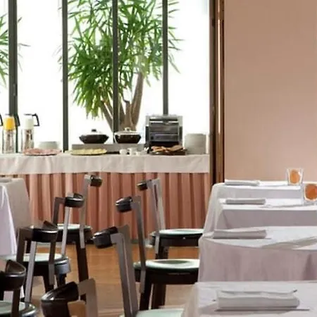 Raffaello Hotel