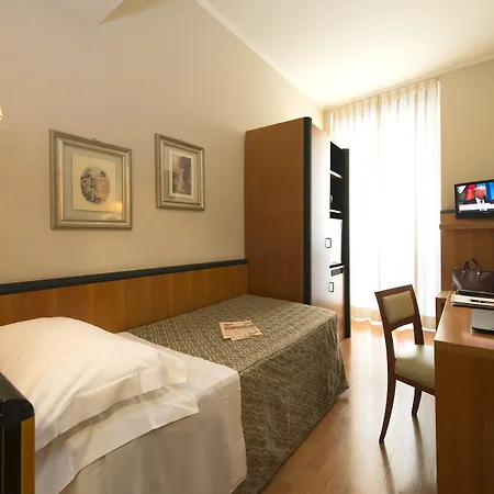Fenice Hotel 3*