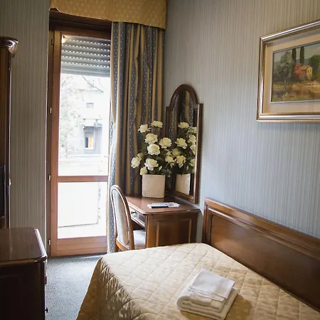 Hotel Accursio 3*